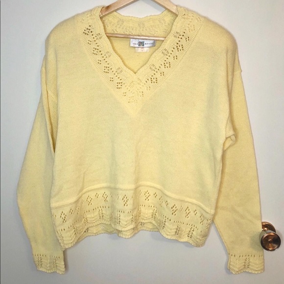 ✿ Vintage Yellow Knit Sweater Size L - Picture 1 of 6